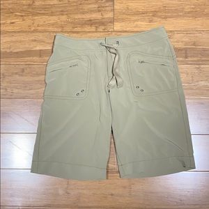 ATHLETA BERMUDA SHORTS